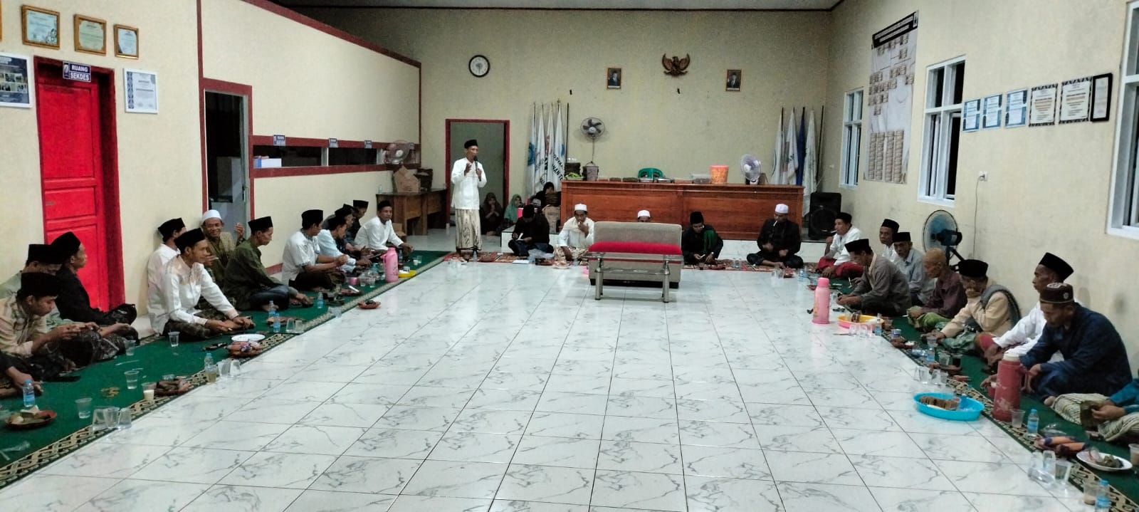 Kegiatan Istigosah dan Do'a Bersama dalam Rangka Tasyakuran Hari Kemerdekaan Republik Indonesia Ke-81 Tahun 2026 di Kantor Desa Bojongmenteng