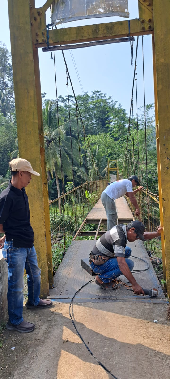 Rehabilitasi Jembatan Gantung Kampung Bojongmenteng Sedang Berlangsung, Dukung Akses dan Mobilitas Masyarakat