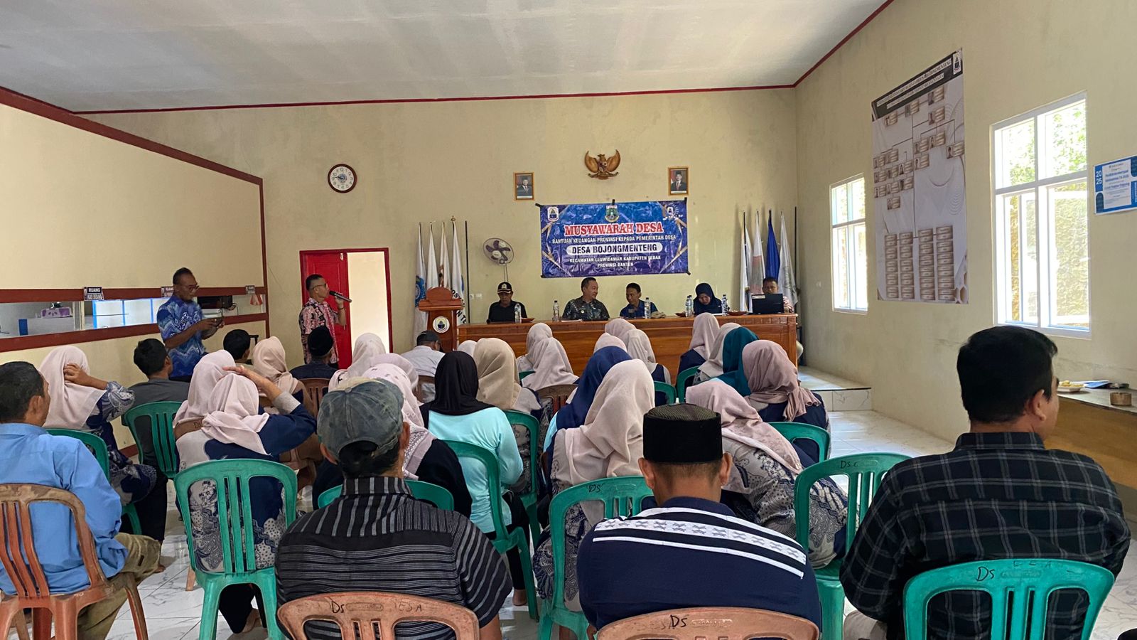 Kegiatan Musyawarah Desa tentang Penetapan Bantuan Keuangan Provinsi kepada Pemerintah Desa Bojongmenteng